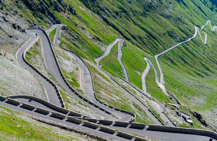 coche mareo motor carretera ruta