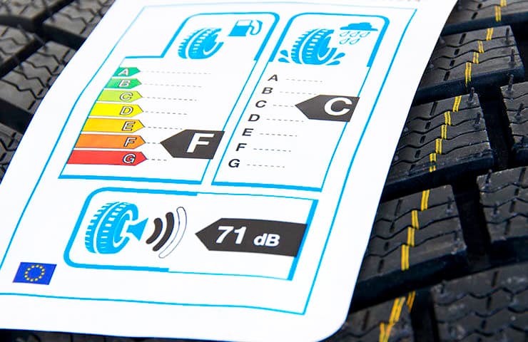 etiqueta neumatico 2018