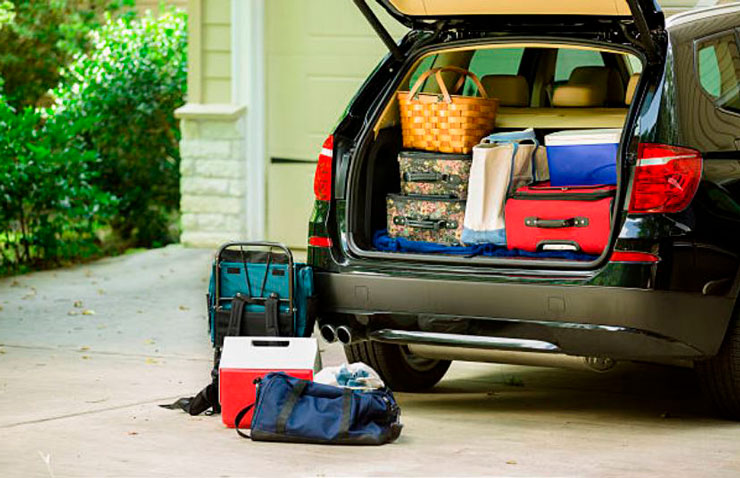 Cómo transportar cargas en el interior de tu Coche