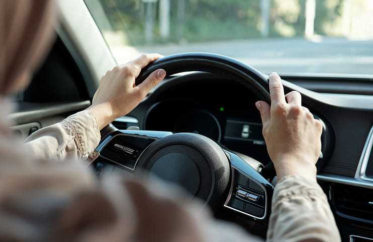 Ruido al girar el volante: causas, soluciones y cuándo ir al taller
