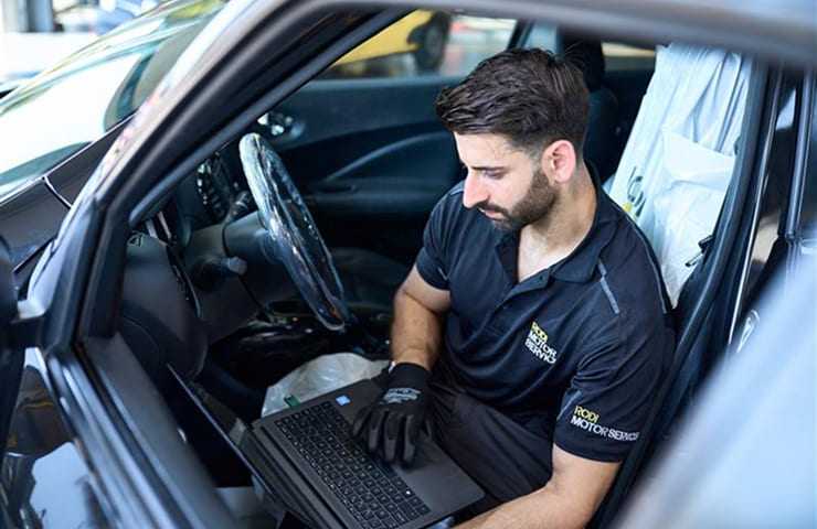 Qué miran en la ITV: puntos clave para aprobar a la primera